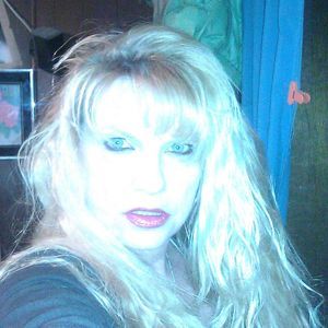 Meet your Posher, Tina